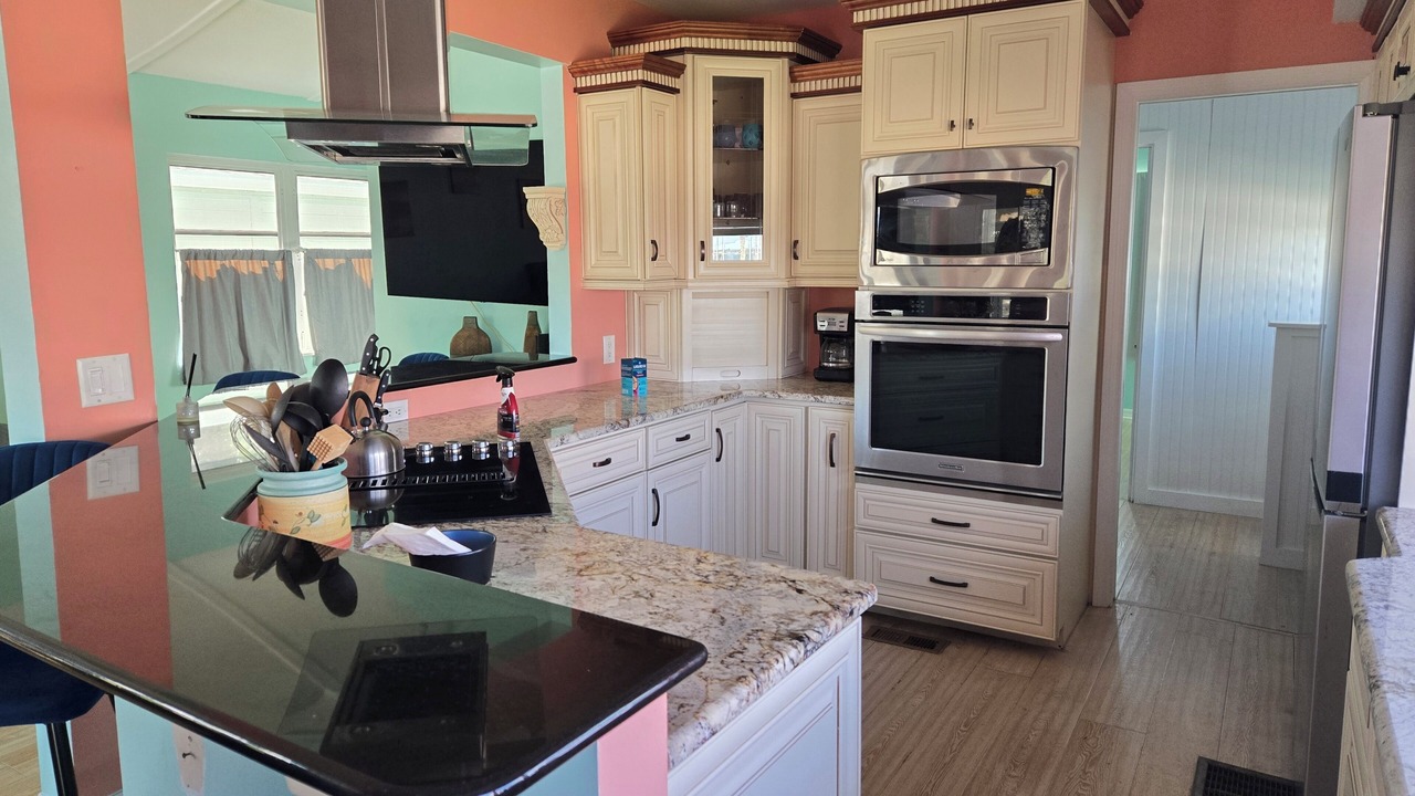 Photo of Kitchen in Hutchinson Island South