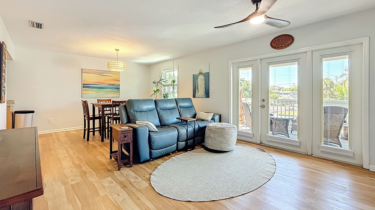 Photo of Livingroom in Coquina Key