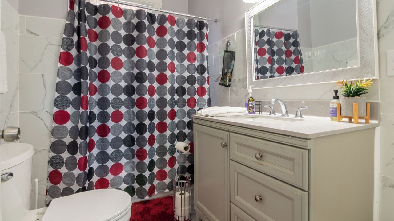 Photo of Bathroom in Midtown