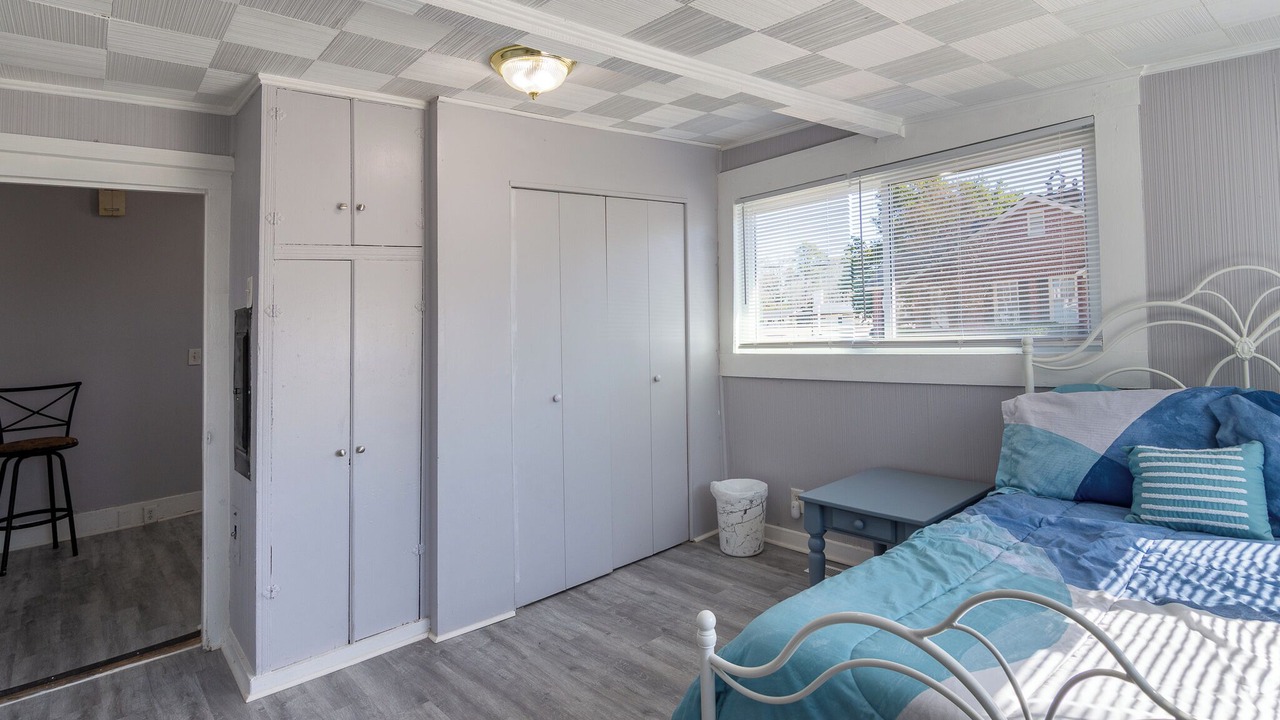 Photo of Bedroom in Midtown