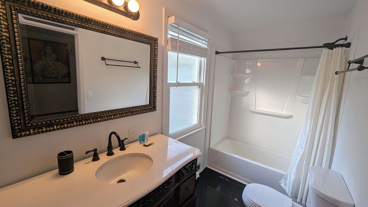 Photo of Bathroom in Easley