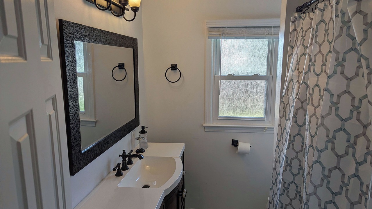 Photo of Bathroom in Easley