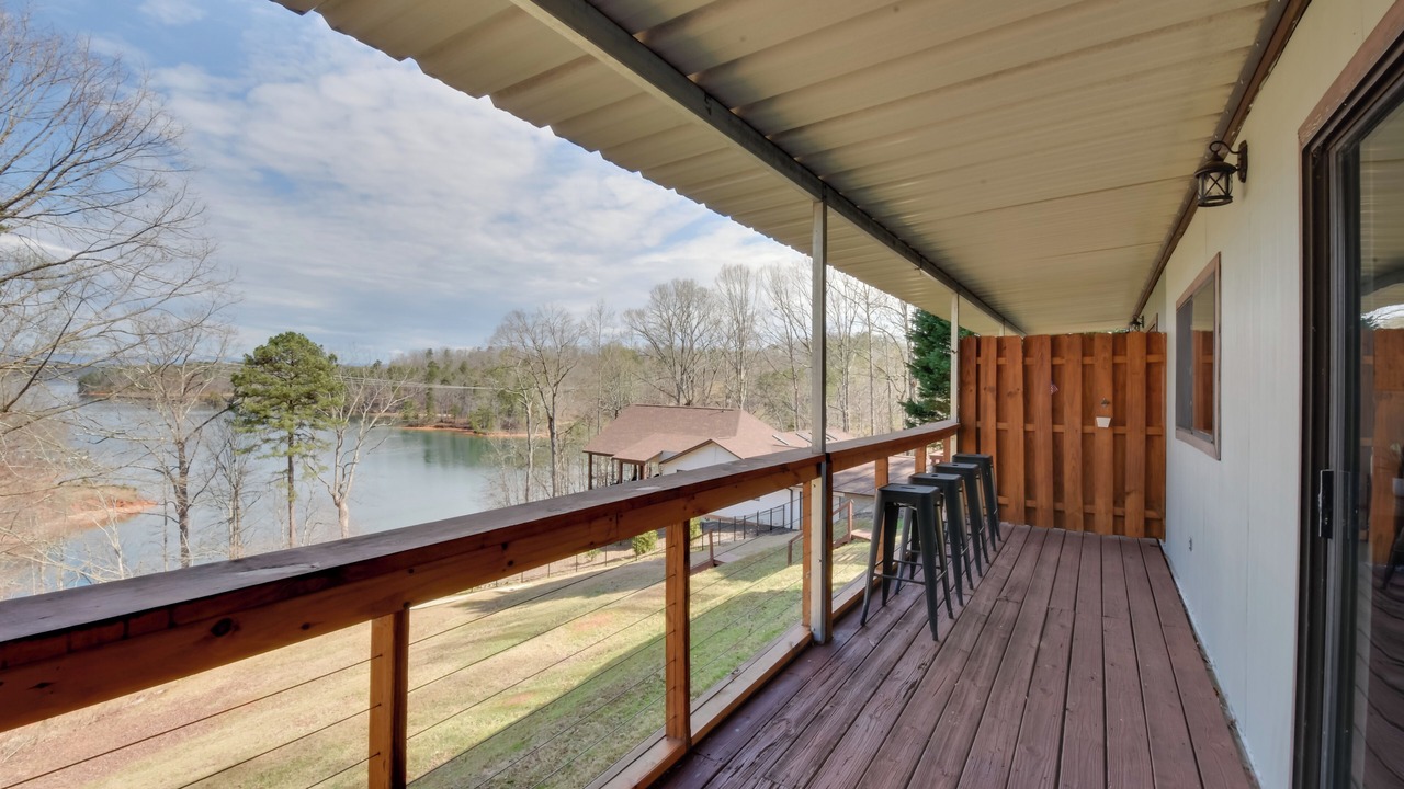Photo of Patio Balcony in Seneca