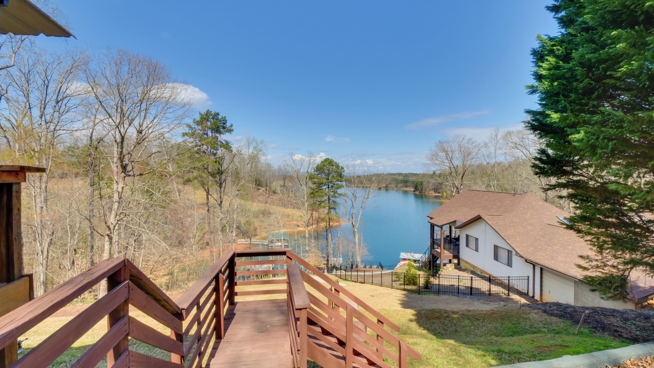 Photo of Outdoor in Seneca