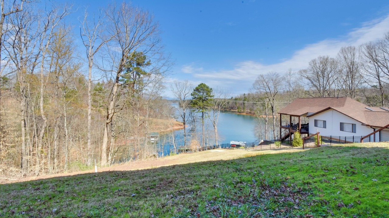 Photo of Outdoor in Seneca