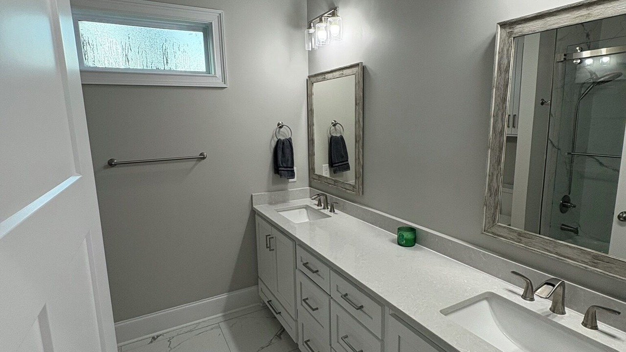 Photo of Bathroom in Appling
