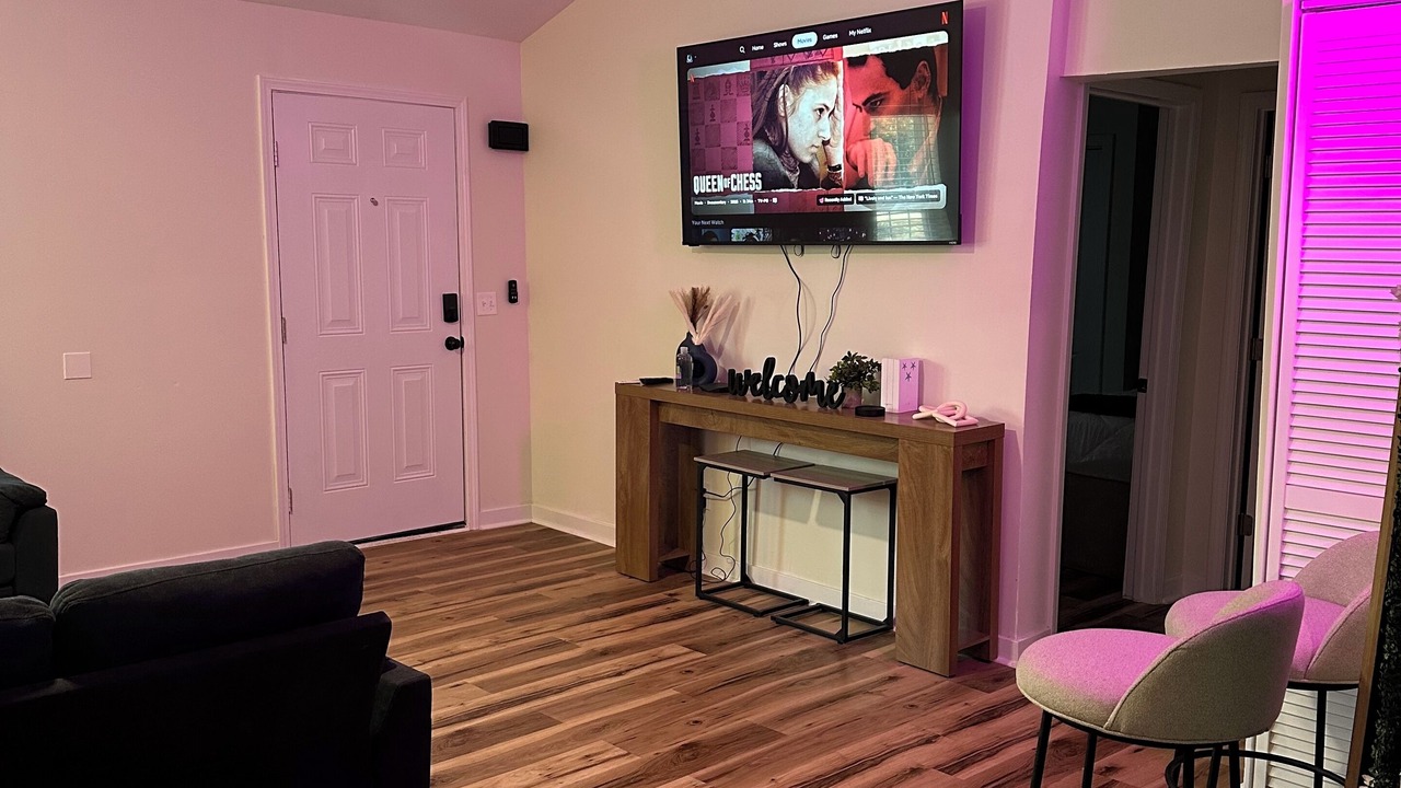 Photo of Livingroom in Walthourville