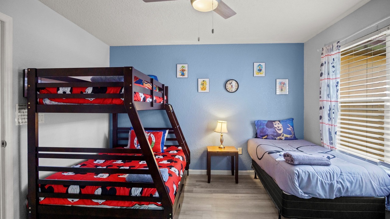 Photo of Bedroom in Regal Palms