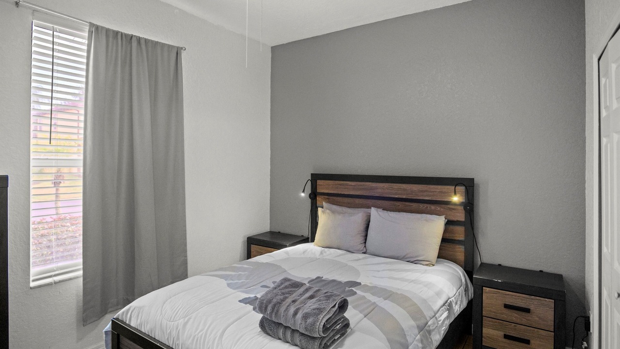 Photo of Bedroom in Regal Palms
