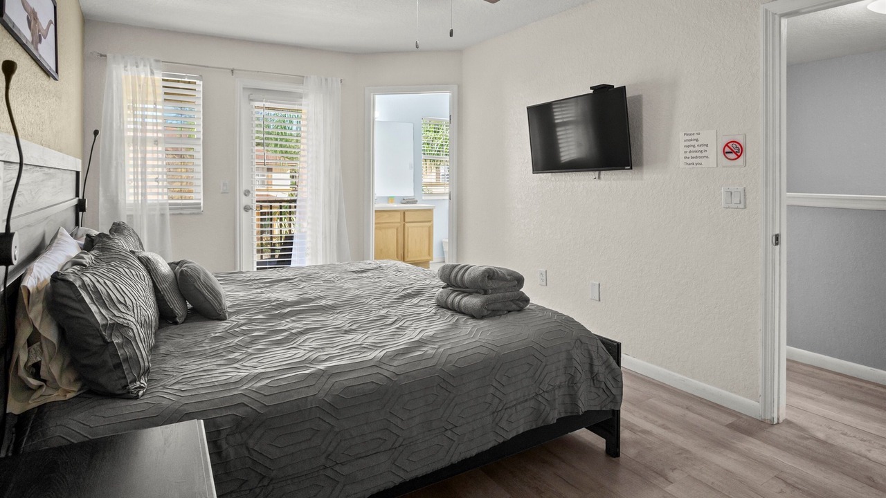 Photo of Bedroom in Regal Palms