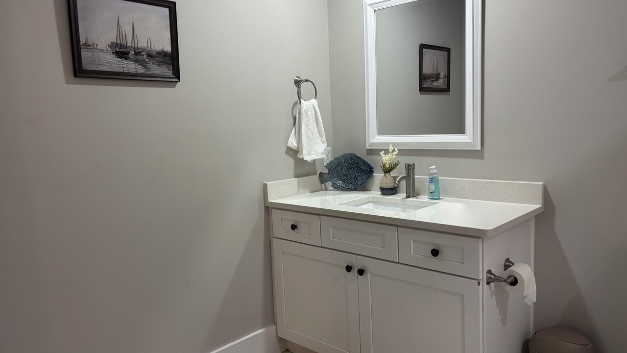 Photo of Bathroom in Melrose on the Beach