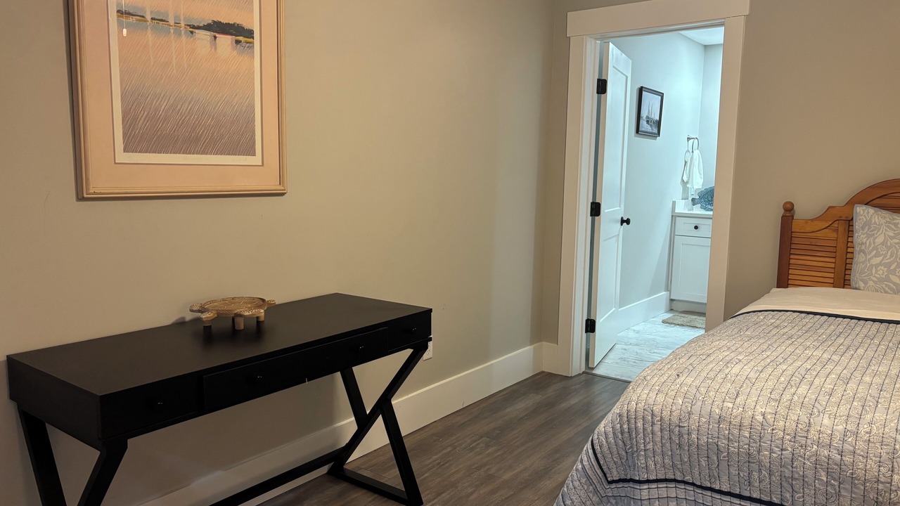 Photo of Bedroom in Melrose on the Beach