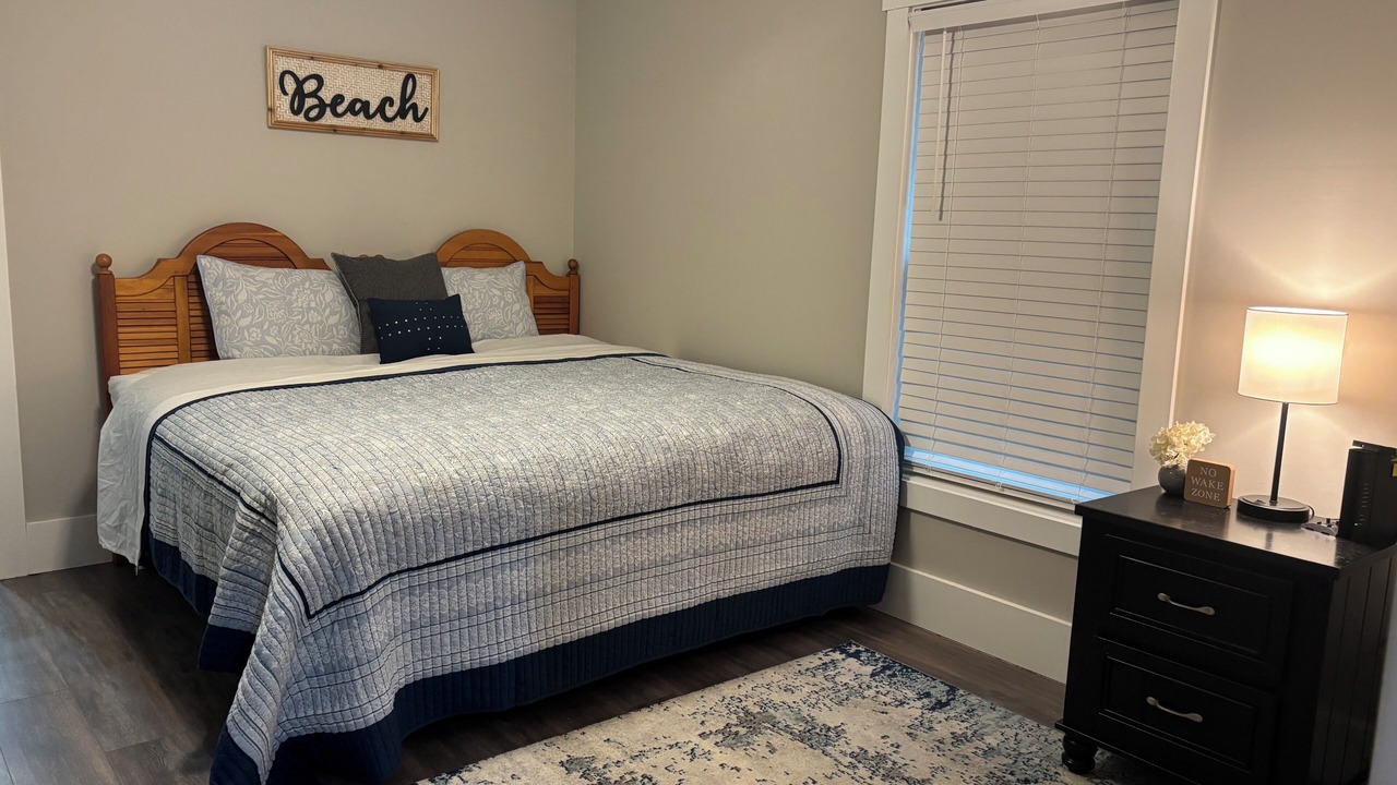 Photo of Bedroom in Melrose on the Beach