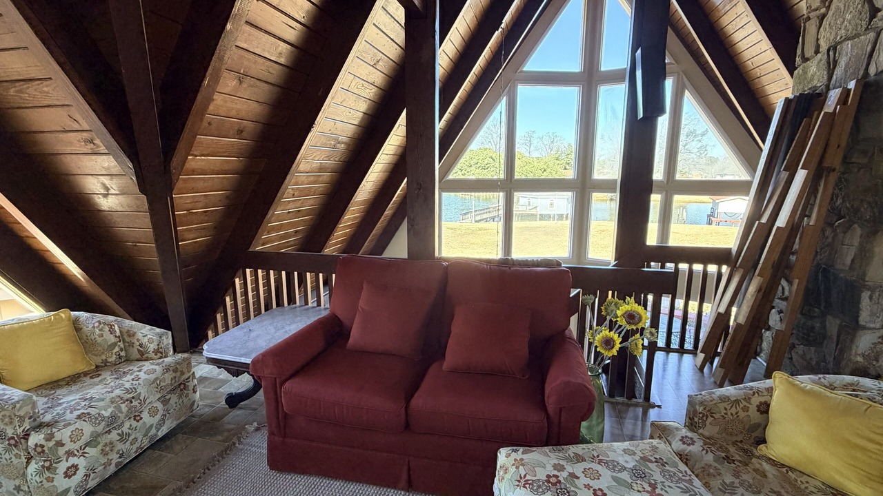 Photo of Livingroom in Summerton