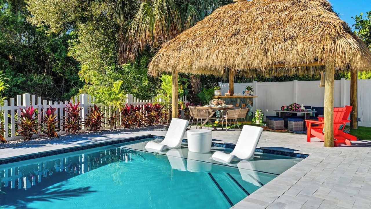 Photo of Outdoor in Tropic Palms