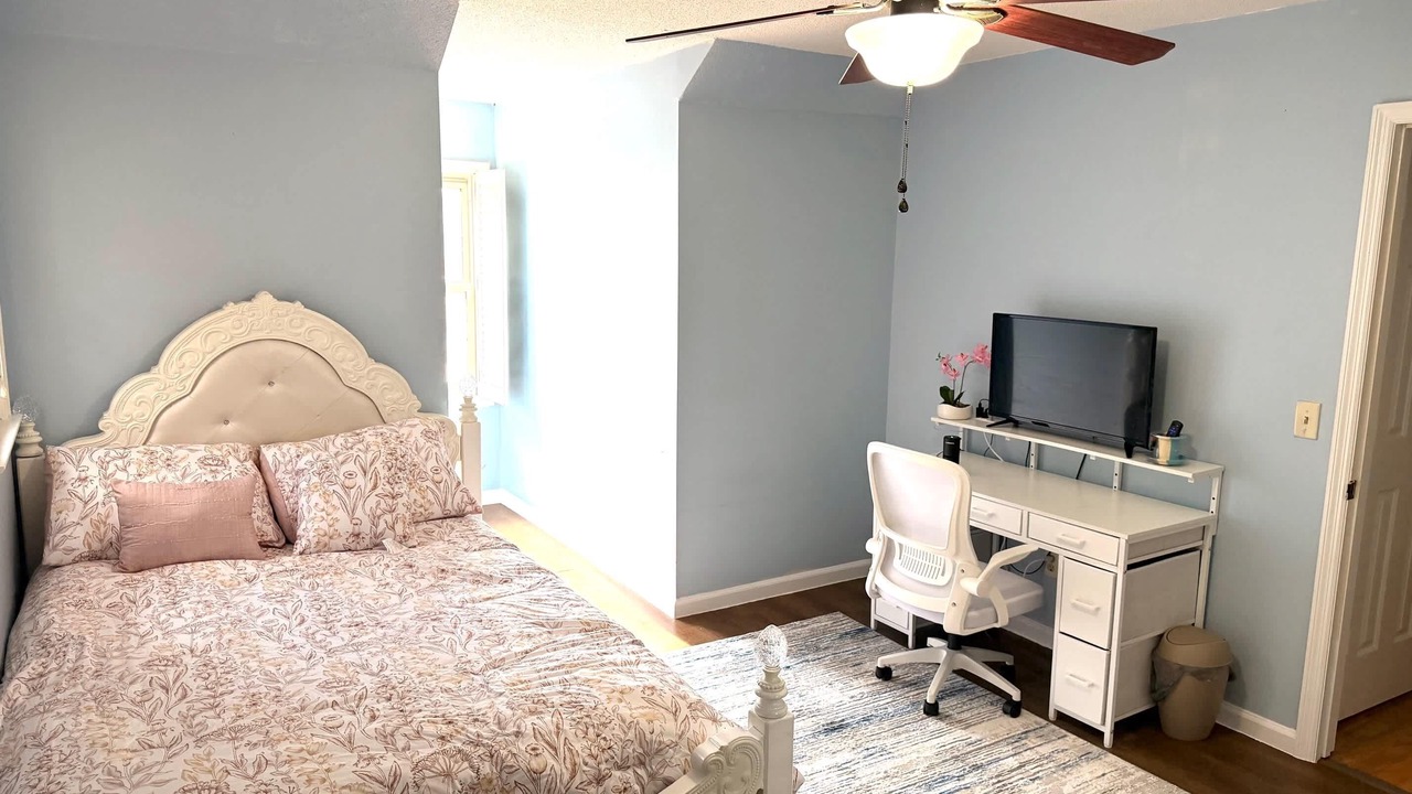 Photo of Bedroom in Statesboro