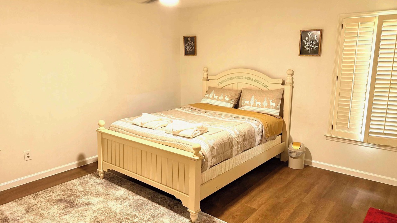 Photo of Bedroom in Statesboro