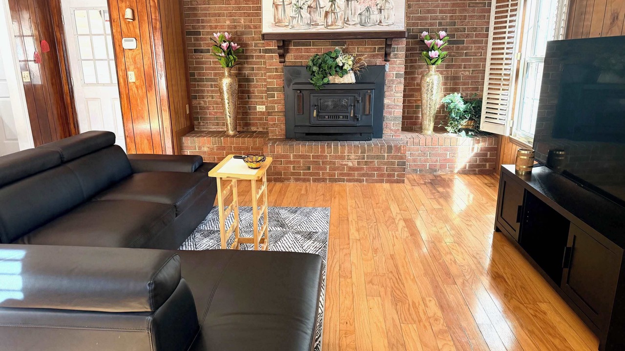 Photo of Livingroom in Statesboro