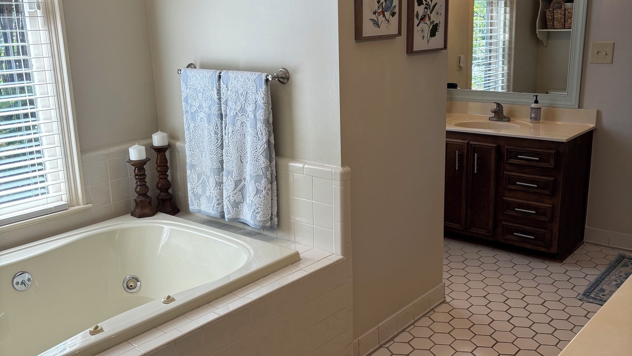 Photo of Bathroom in Martinez