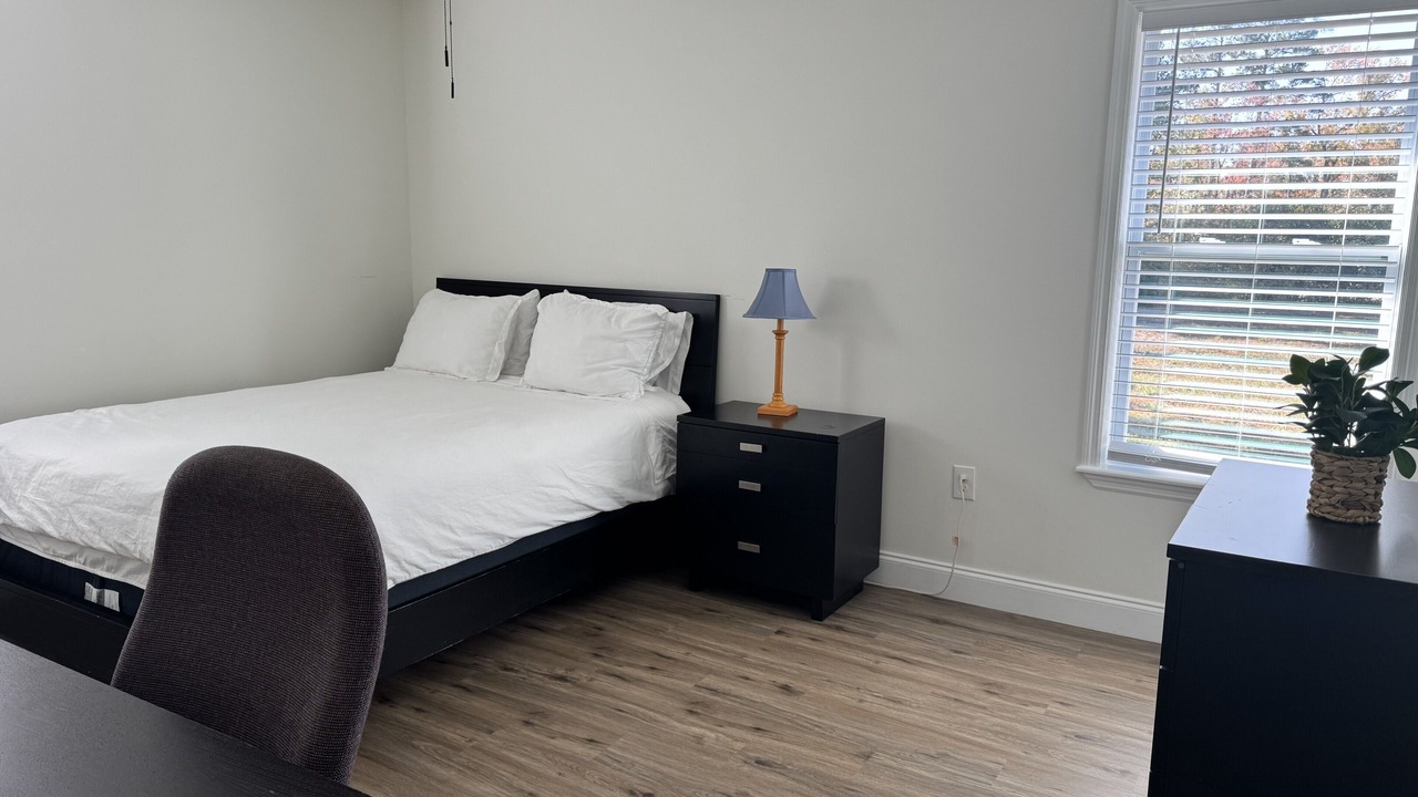 Photo of Bedroom in Martinez