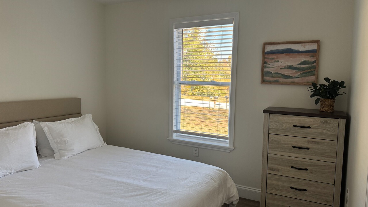 Photo of Bedroom in Martinez