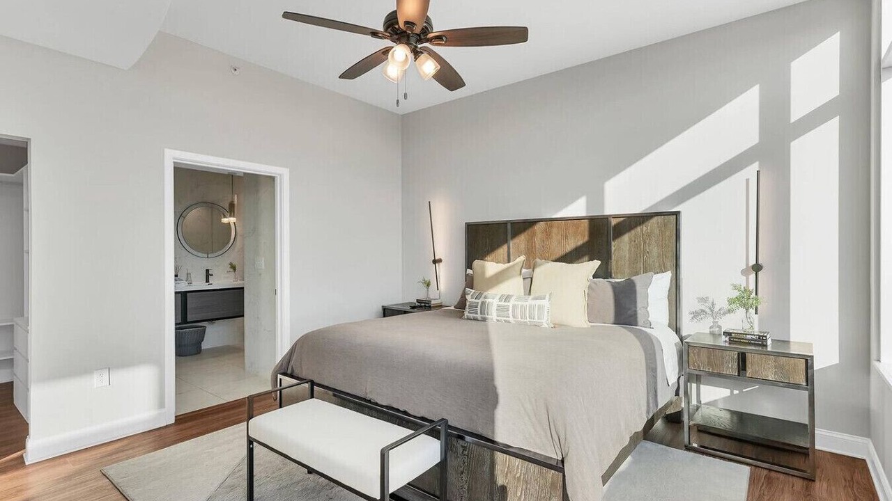 Photo of Bedroom in South Eola