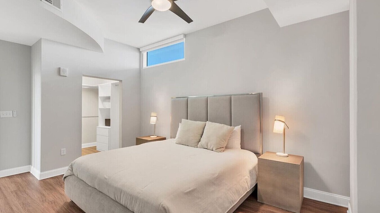 Photo of Bedroom in South Eola