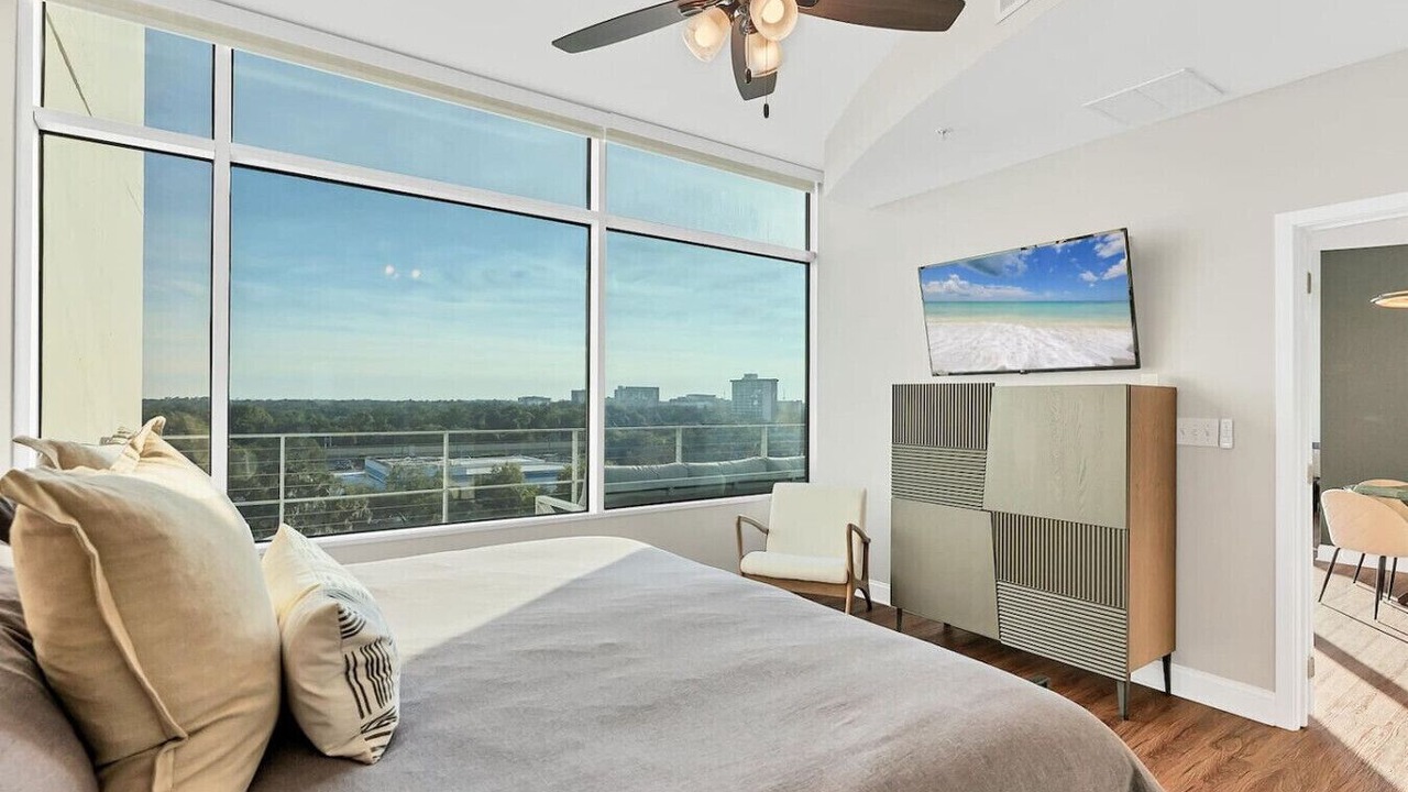 Photo of Bedroom in South Eola
