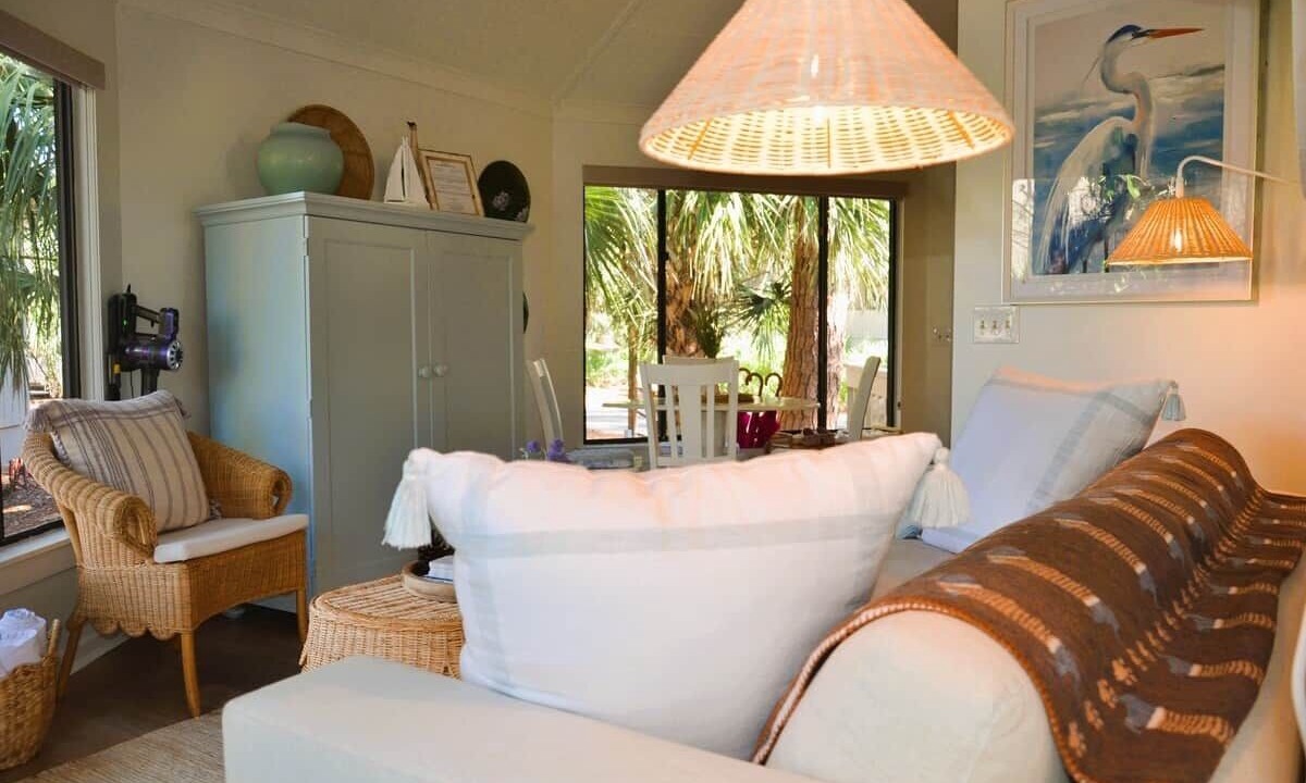 Photo of Livingroom in Night Heron