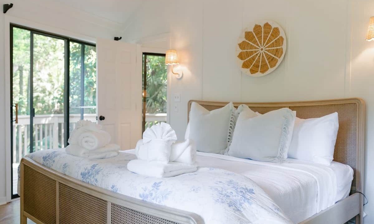 Photo of Bedroom in Night Heron