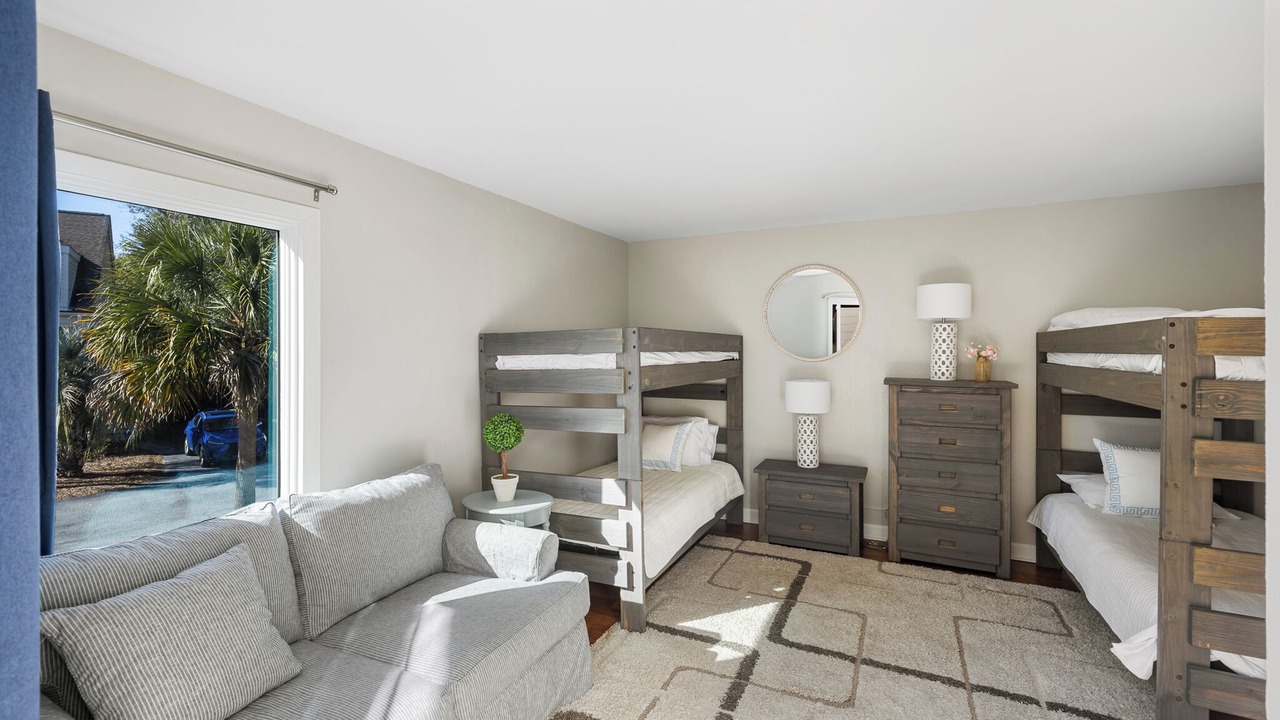 Photo of Bedroom in Spinnaker Beachhouses