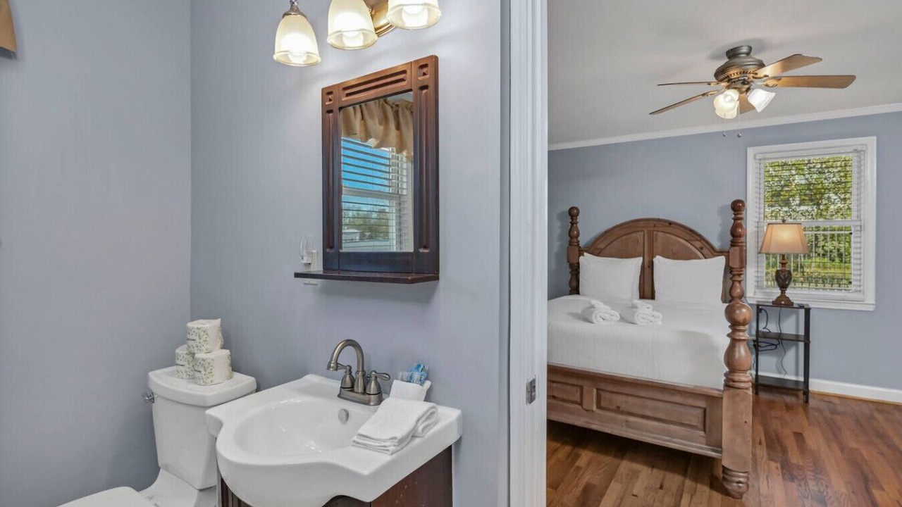 Photo of Bathroom in Columbia