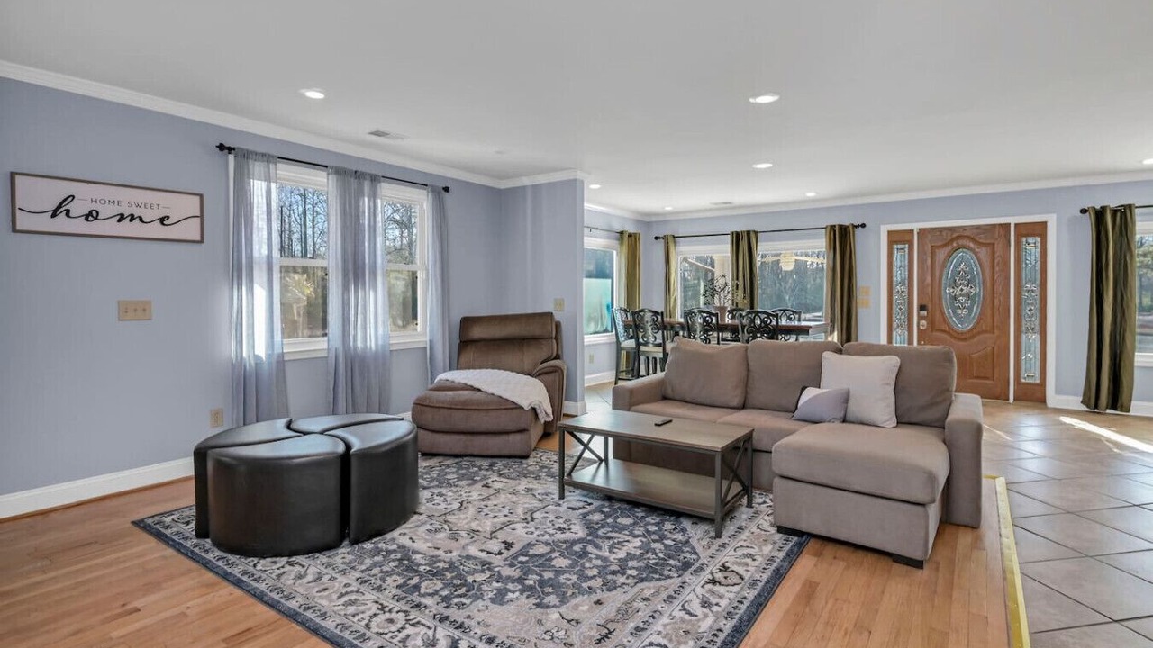 Photo of Livingroom in Columbia