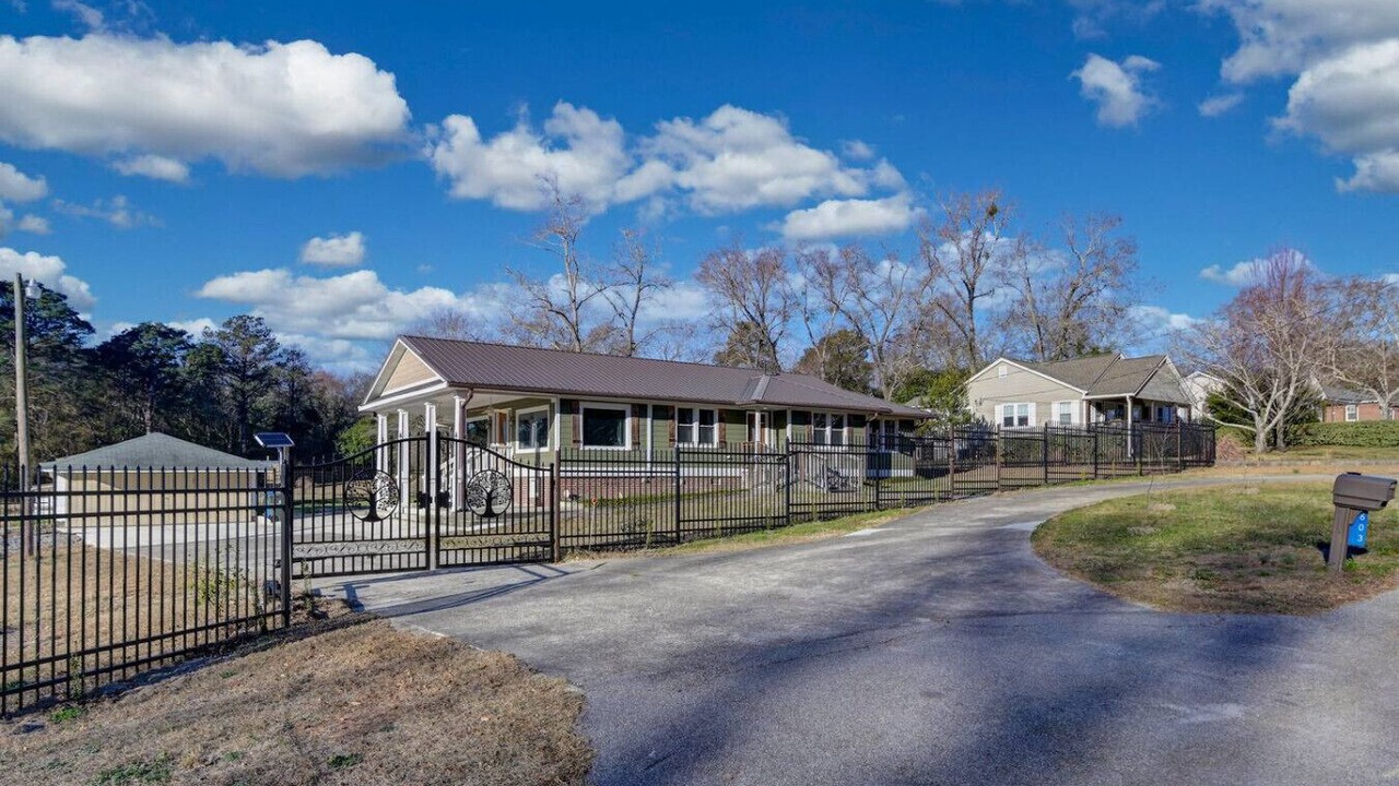 Photo of Outdoor in Columbia