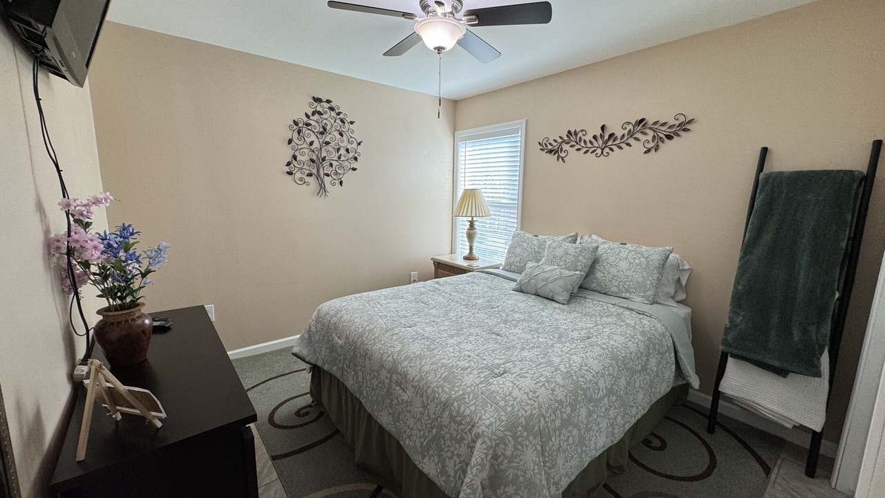 Photo of Bedroom in Flowery Branch