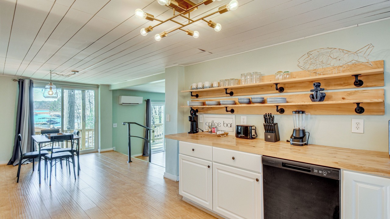 Photo of Kitchen in Reed Creek