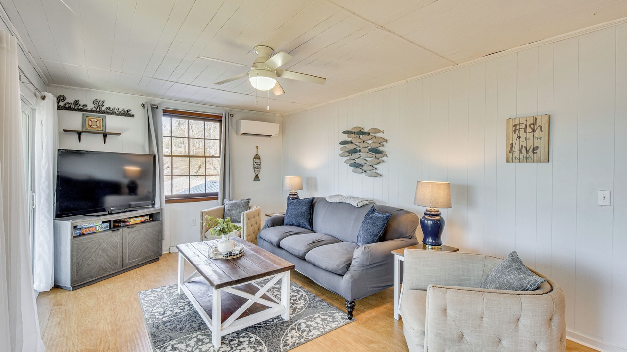 Photo of Bedroom in Reed Creek