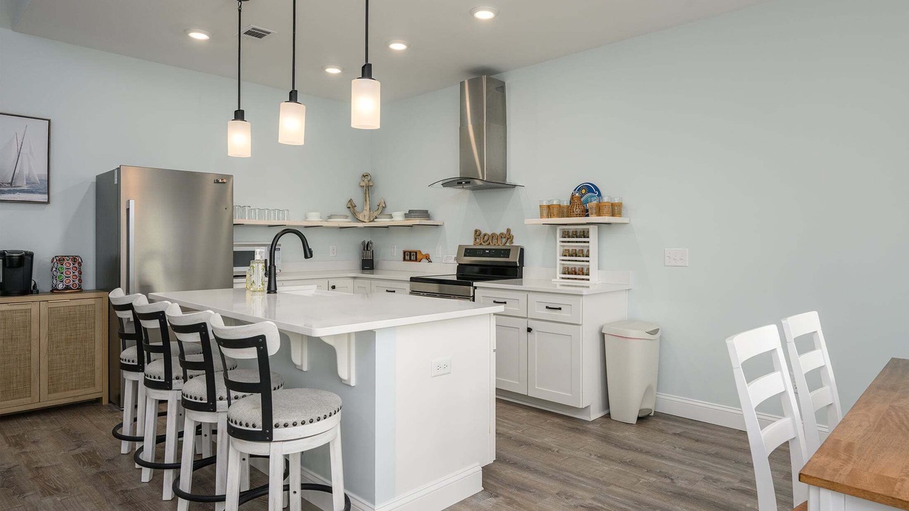 Photo of Kitchen in Oceanmarsh Subdivision