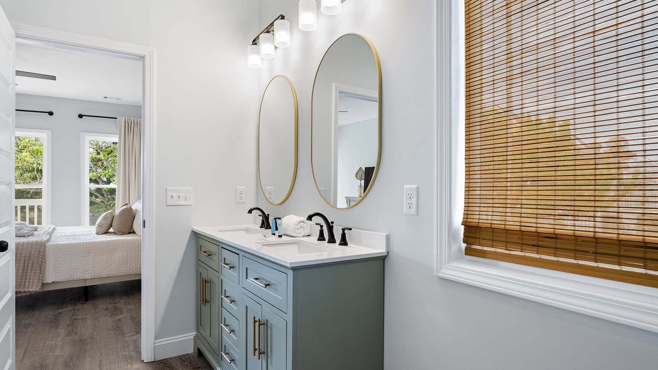 Photo of Bedroom in Oceanmarsh Subdivision