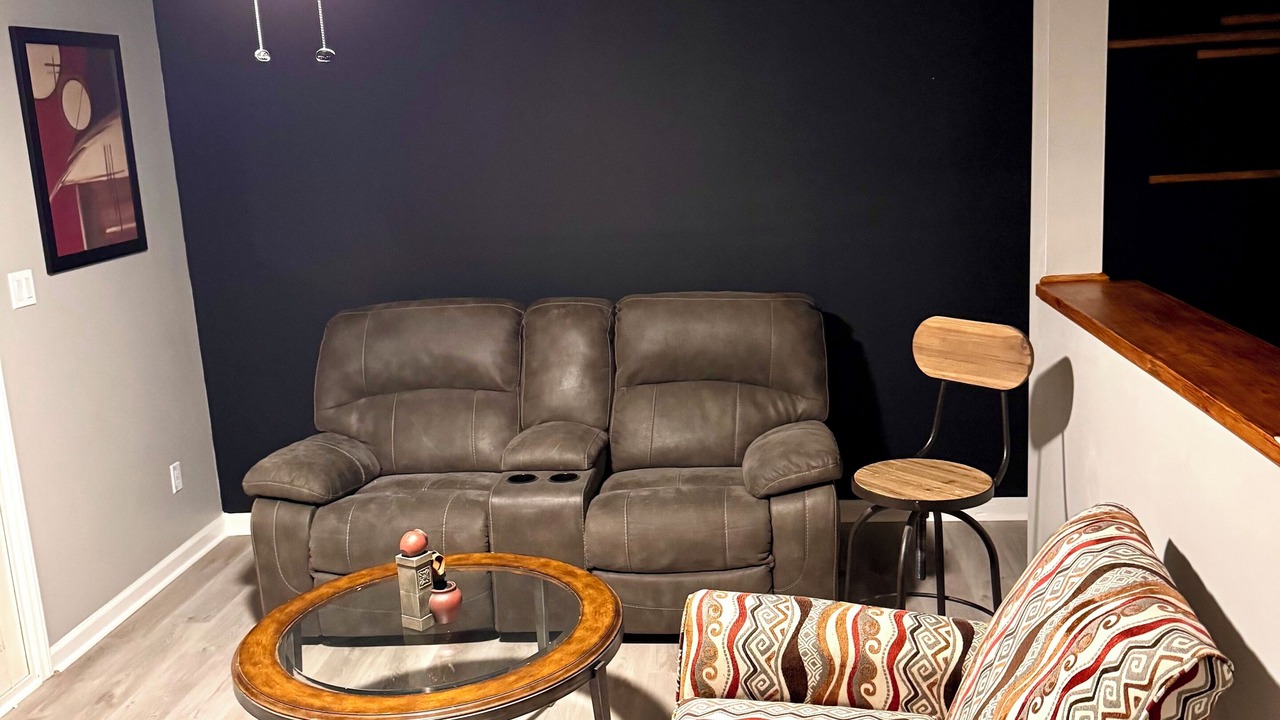 Photo of Livingroom in Southeast Raleigh