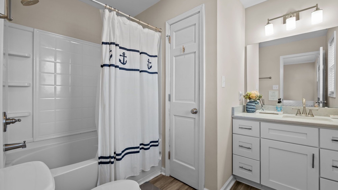 Photo of Bathroom in The Point