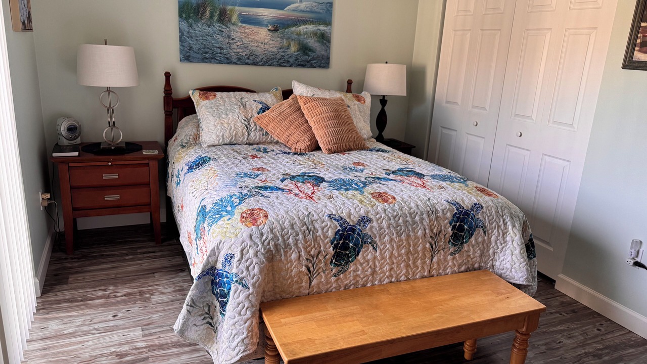 Photo of Bedroom in Melbourne Beach