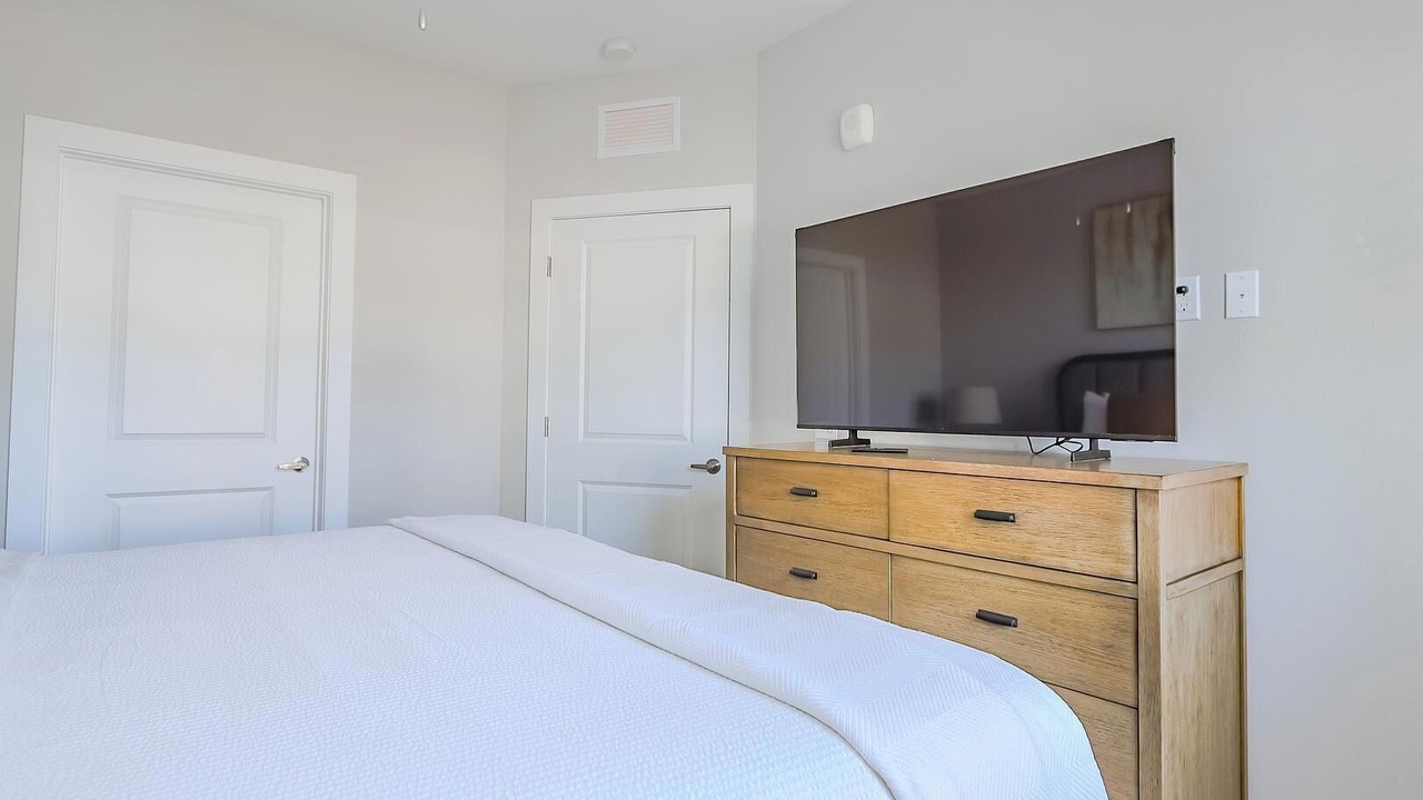 Photo of Bedroom in Interchange Square