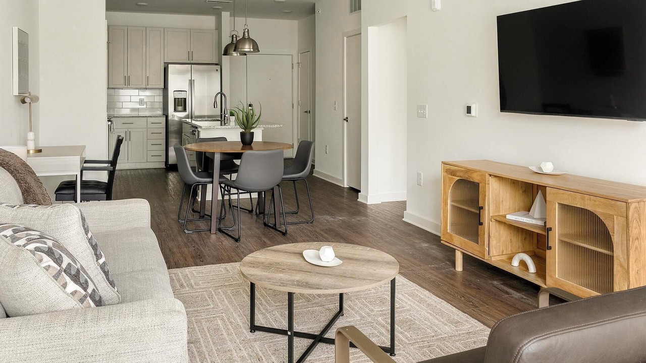 Photo of Livingroom in Southeast Raleigh