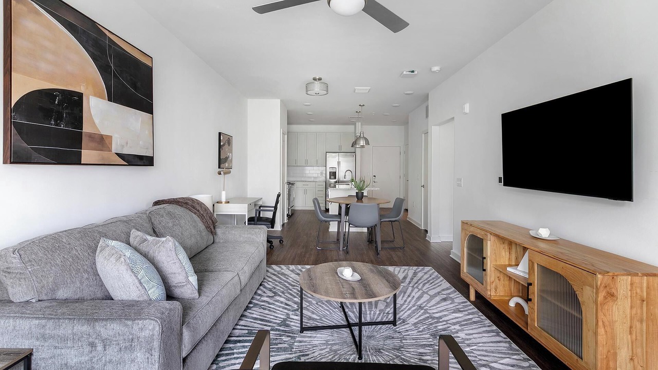Photo of Livingroom in East Raleigh