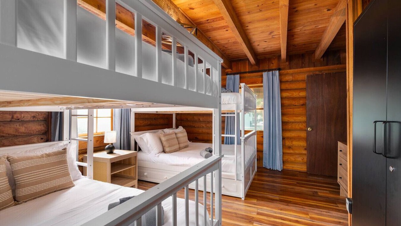 Photo of Bedroom in Auburndale