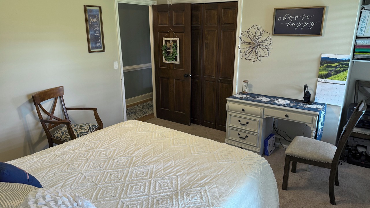 Photo of Bedroom in Jackson