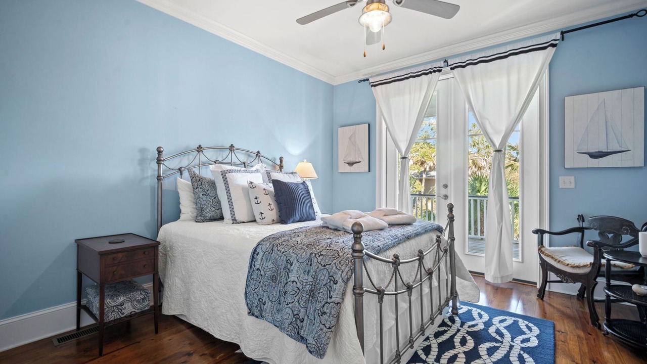 Photo of Bedroom in Blue Heron Lake
