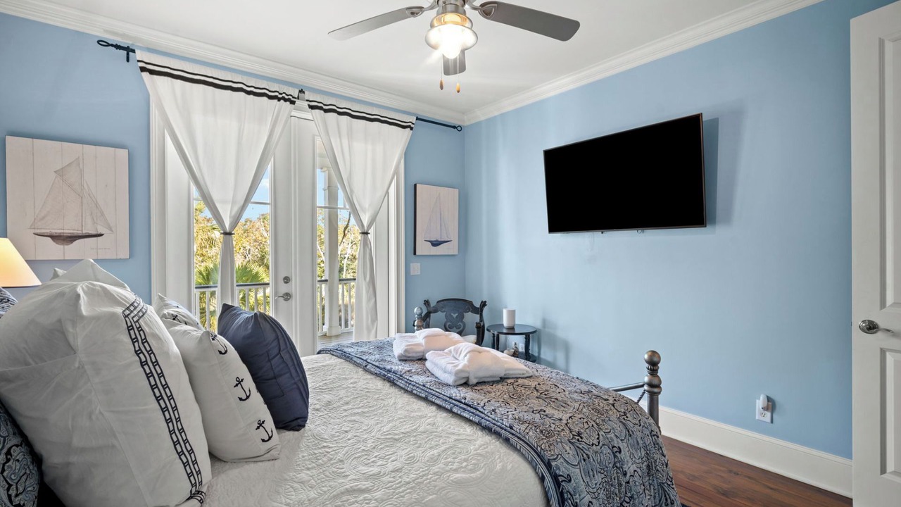 Photo of Bedroom in Blue Heron Lake