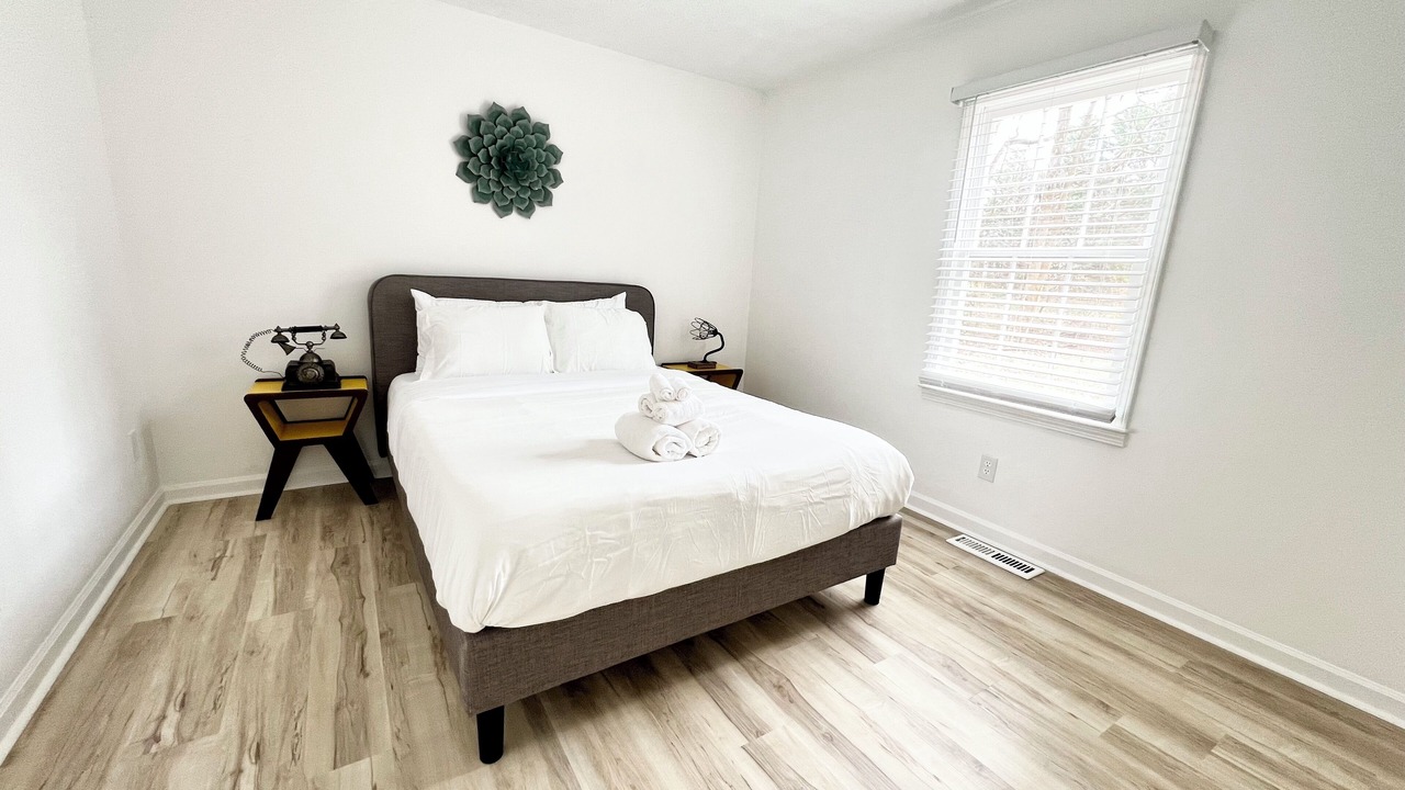 Photo of Bedroom in Lawrenceville